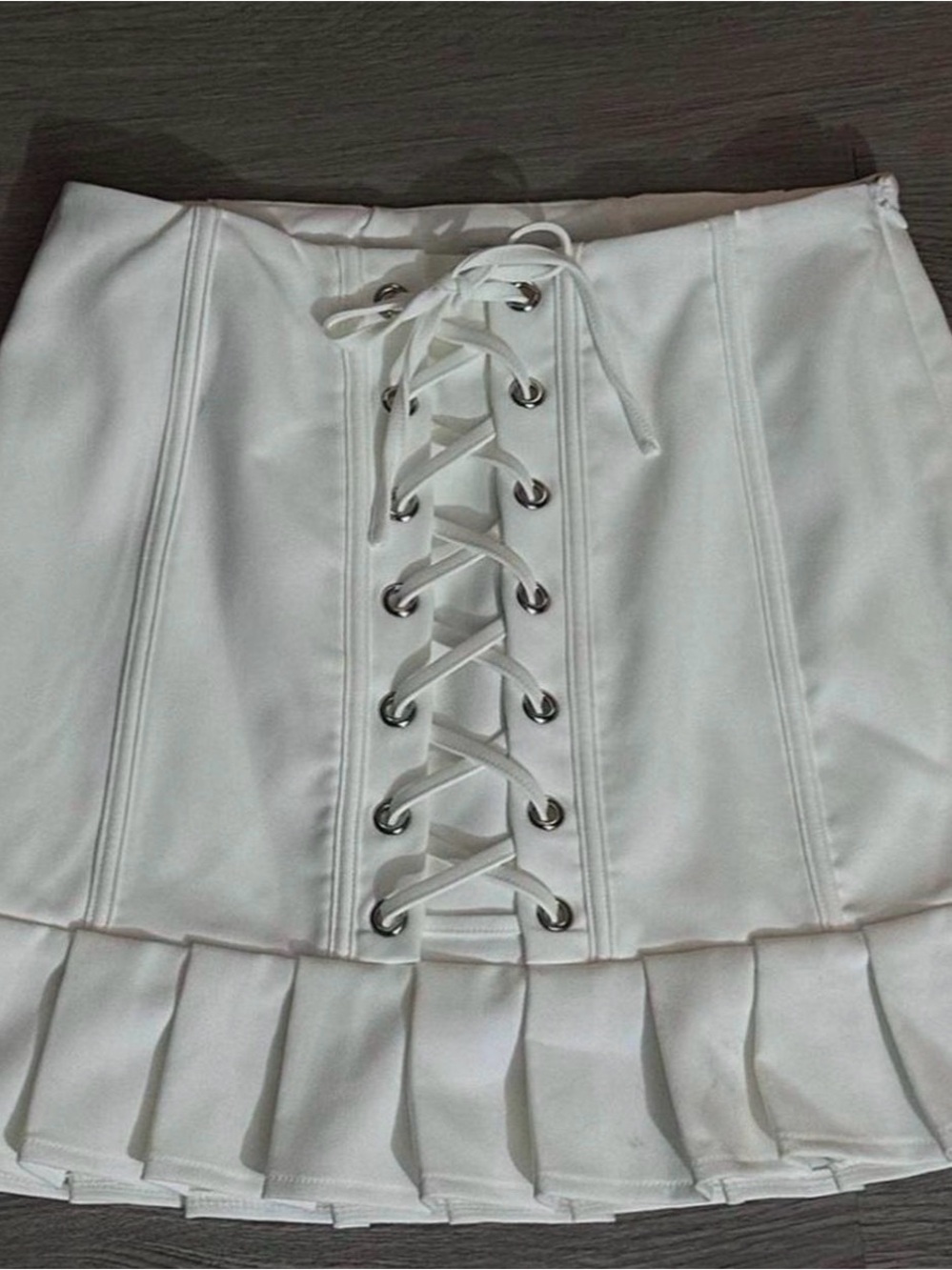 Tiger Mist White Lace-Up Pleated Mini Skirt